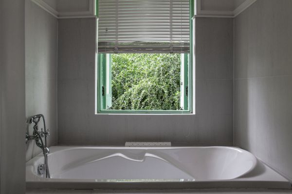 Fiberglass Tub Installation in Westfield